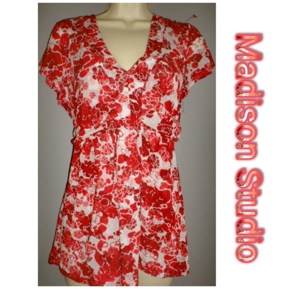 Madison Studio Tops - Red & White Madison Studio V-Neck Babydoll Top